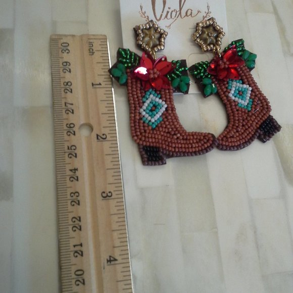 Christmas Seed Bead Western Style Boot Earrings - Picture 3 of 5